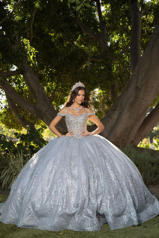 Ballkleid mit kalten Schultern von Petite Adele PQ1077