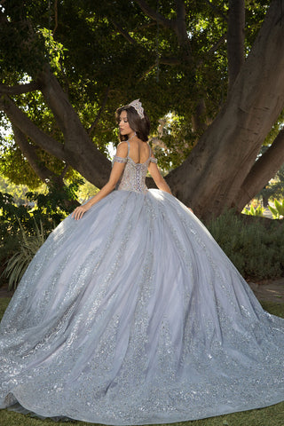 Ballkleid mit kalten Schultern von Petite Adele PQ1077