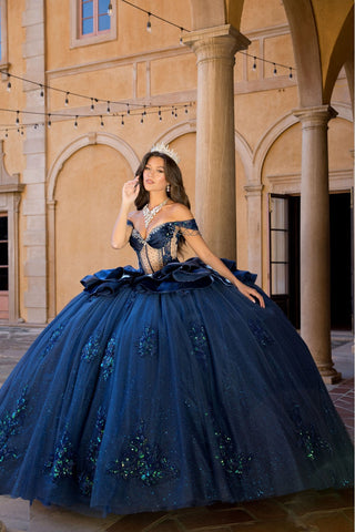 Schulterfreies Ballkleid mit Rüschen von Petite Adele PQ1079