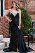 Vestido de festa comprido com decote em V e contas pretas e cauda anexada PSK482