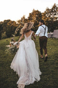 Vestido de Novia Boho con Cola Barrida de Tul y Encaje, con Plumas, MW524