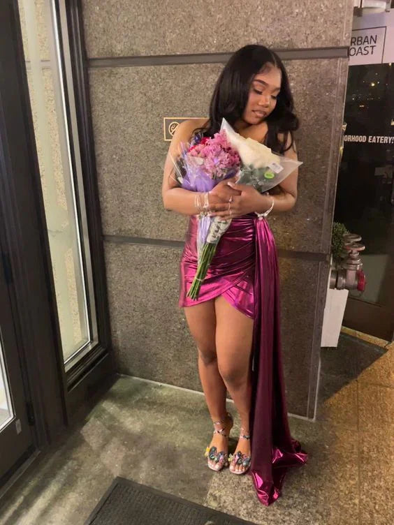 Sexy einfaches Kleid mit Seitenschlitz und rückenfreiem Trägerlosem unregelmäßigem Schnitt Geburtstagsfeierkleid Homecoming-Kleid Y6439