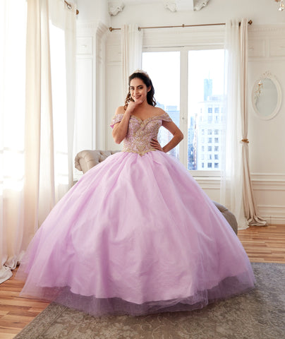 Vestido de baile com contas e ombros à mostra por Calla KY71246