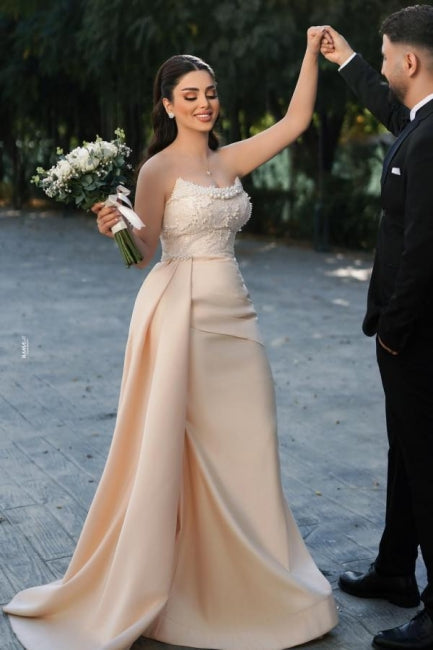 Charmantes langes Meerjungfrau-Trägerloses Hochzeitskleid mit Pailletten und Perlen