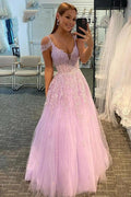 Charmantes A-Linien-Ballkleid aus Tüll mit V-Ausschnitt und Spitzenapplikationen PSK352