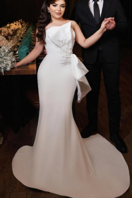 Chices langes Meerjungfrau-Einfach-Satin-Trägerloses Brautkleid mit Spitze