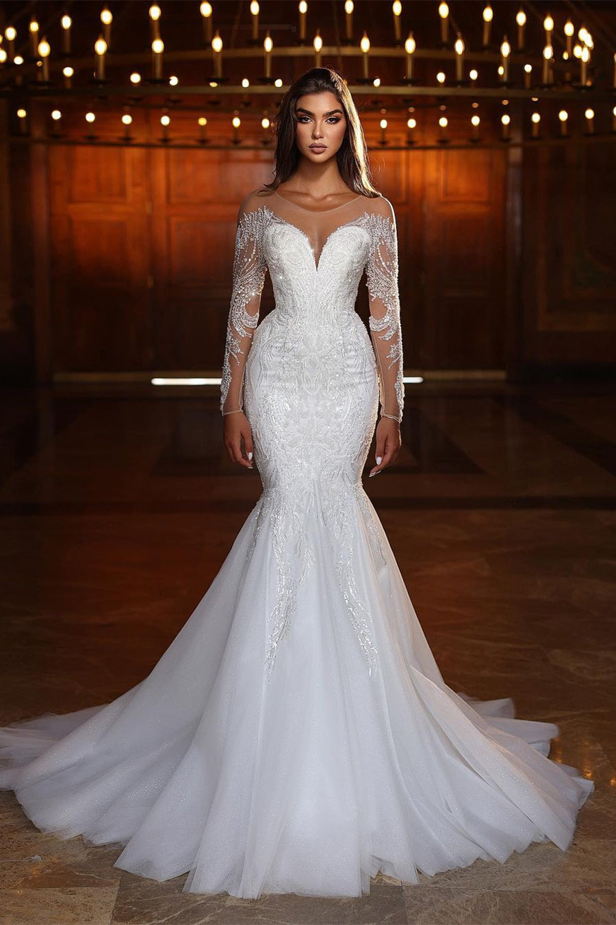 Elegante Abito da Sposa Bianco Lungo Sirena in Tulle con Pizzi, Perline e Maniche Lunghe