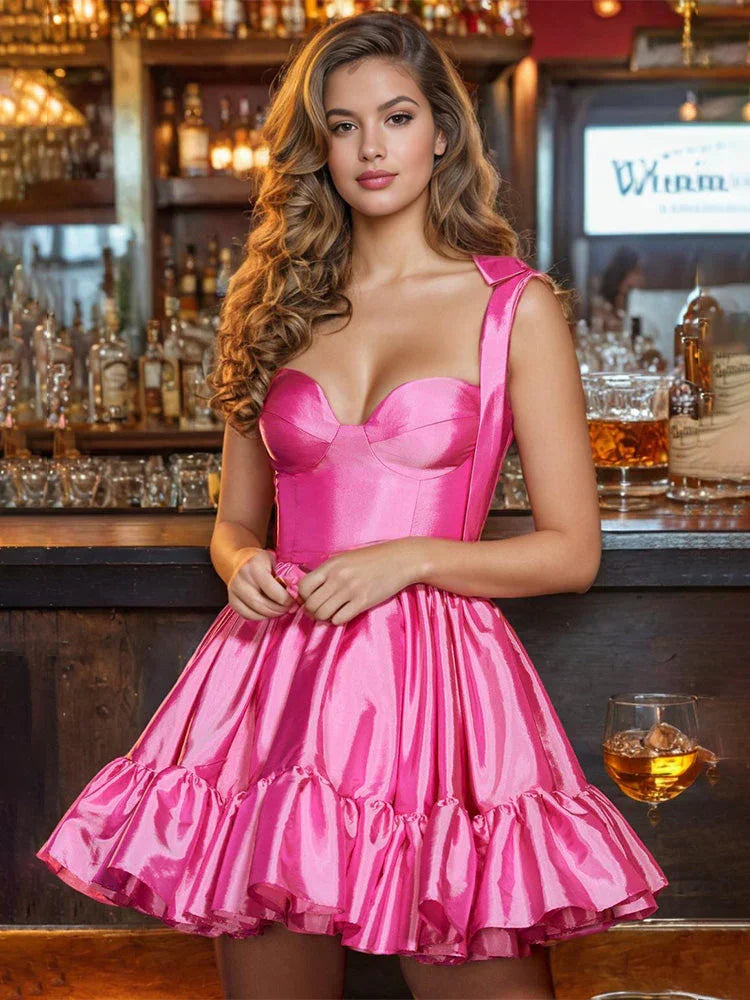 Niedliche A-Linien-Trägerkleider mit Rüschen für den Homecoming-Ball
