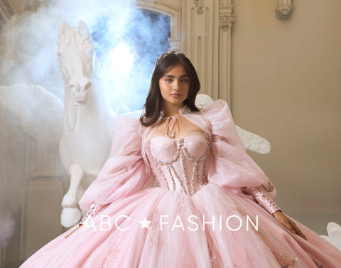 Quinceanera-Kleid mit Puffärmeln und Cape von Ragazza EV61-661