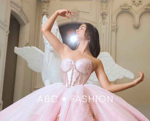 Quinceanera-Kleid mit Puffärmeln und Cape von Ragazza EV61-661