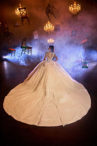 Quinceanera-Kleid mit V-Ausschnitt von Ragazza EV73-673