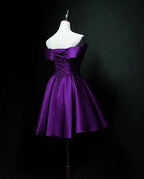 Vestidos de Fiesta para el Baile de Regreso a Casa con Hombros Descubiertos en Satén Corazón Dulce Morado Y855