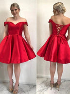 Elegantes Kurzes A-Linie Herz-Ausschnitt Ärmelloses Rüschen-Satin-Homecoming-Kleid