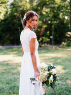 Elegante Flügelärmeln Einzigartiger Ausschnitt Spitze Satin Brautkleider,DB0151