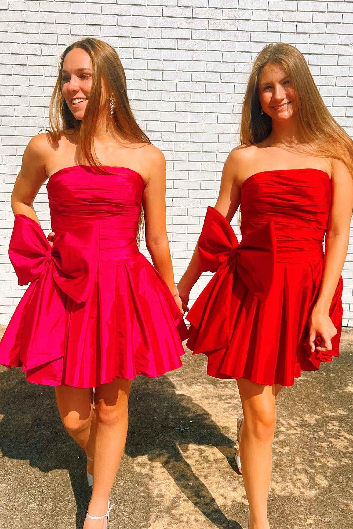 Trägerloses A-Linien-Partykleid mit Falten und Schleife