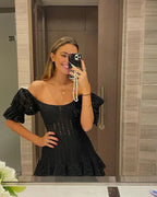 Modisches Schwarzes A-Linien-Heimkehrkleid Schwarzes Cocktailkleid Y6994