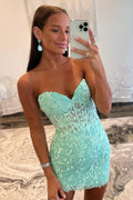 Trägerloses Schlauchkleid mit Applikationen und Schnürung Y2490