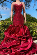 Fabelhaftes, burgunderrotes, langes Meerjungfrau-Ballkleid mit Spaghettiträgern aus Satin und Spitze