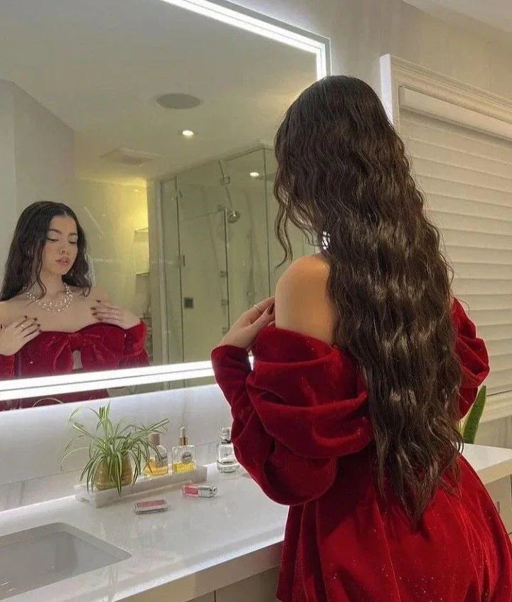 فستان صغير من المخمل الأحمر للبيت بدون أكتاف Y4184