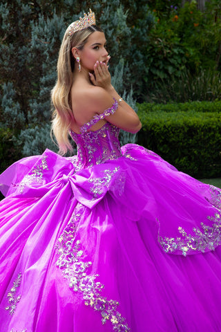 Schulterfreies Ballkleid mit Rüschen von GLS Gloria GL3548
