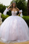 Robe de bal sans bretelles à motifs floraux 3D par GLS Gloria GL3570
