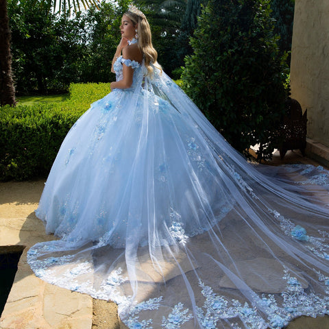 Schulterfreies Cape-Ballkleid von GLS Gloria GL3611