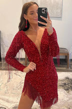 Rotes Dekolleté-Kleid mit langen Ärmeln und Fransen für den Homecoming-Abend Y2864