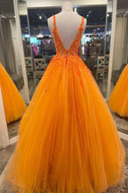 Lindo vestido de festa comprido laranja com decote em V e tule floral PSK360