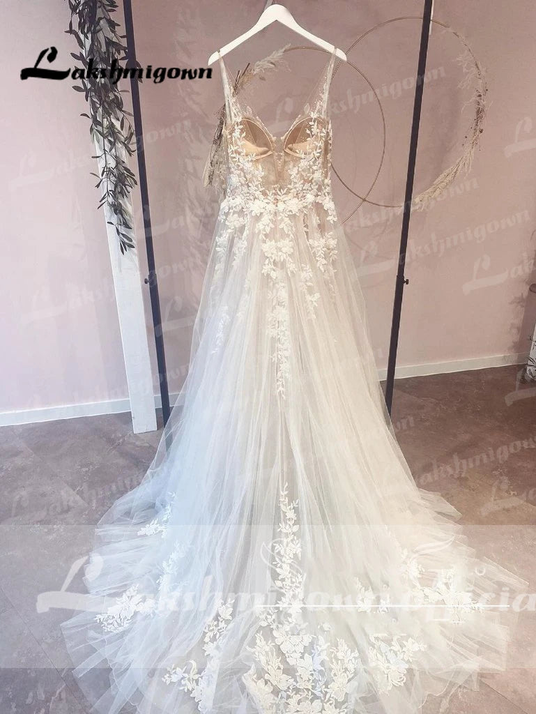 Lakshmigown Unlined Bodice FLowy A Line Tulle Wedding Dress With V Neck Bridal Gown Beach Bridal Gown Customized Robe De Mariee