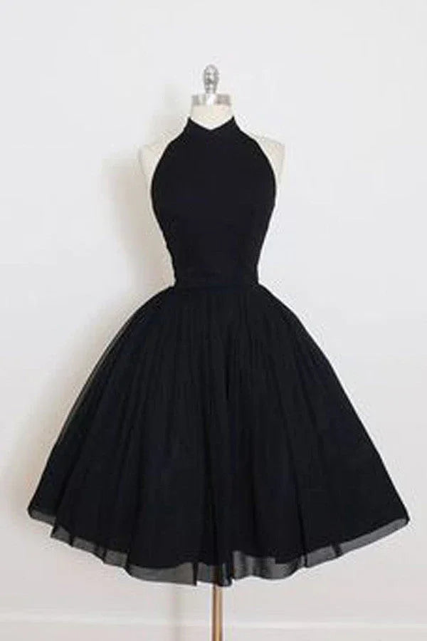 Vestido de Baile de Tule Preto Sem Mangas, Decote Halter e Corte em Linha A, para Homecoming de Meio-Comp