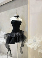 Schwarzes trägerloses Homecoming-Kleid Cocktailkleid Y2689