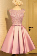 Vestido Corto de Satén para Fiesta de Regreso a Casa con Aplicaciones de Lazo PD454