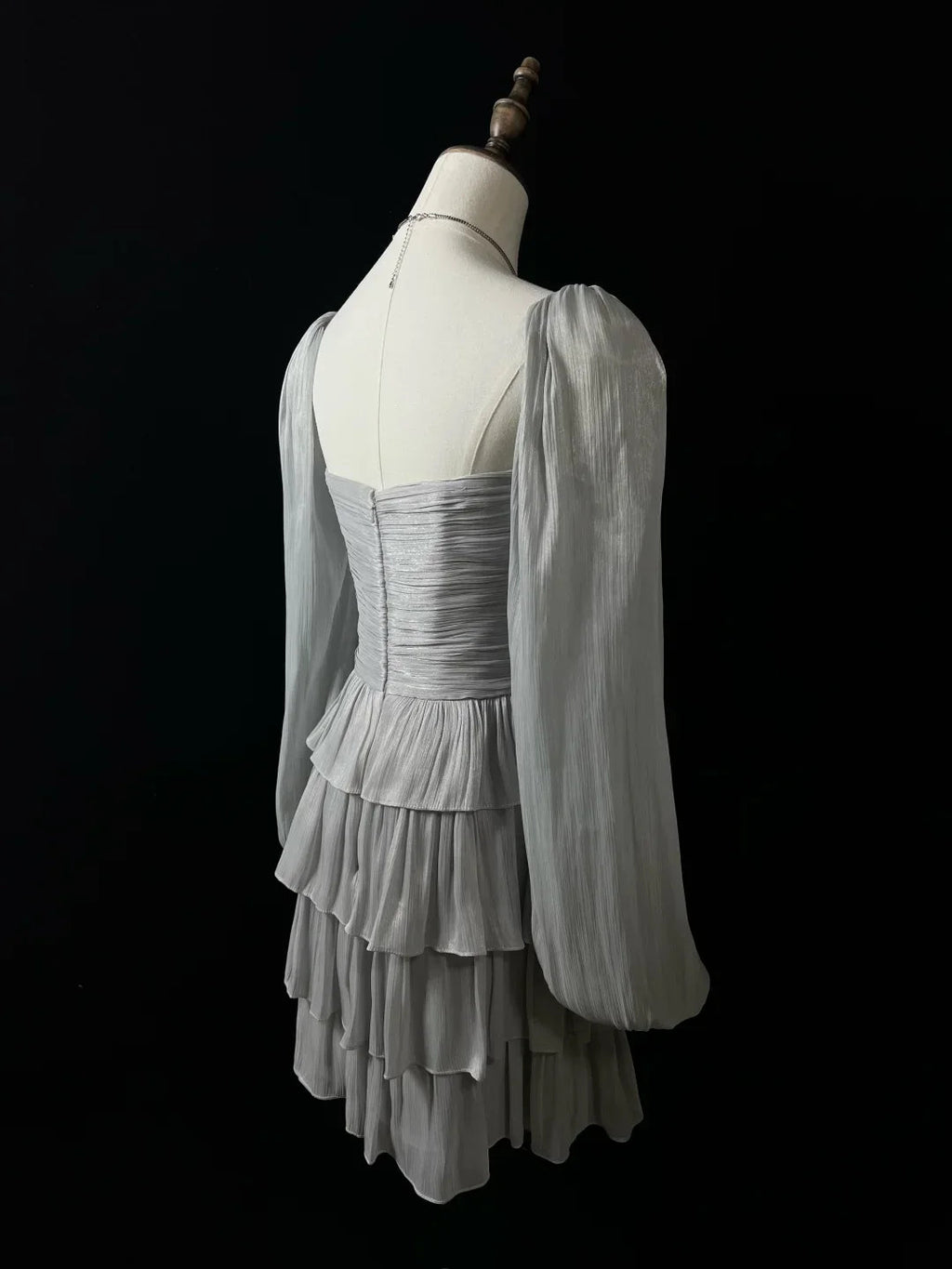 Niedliches silbergraues Tüll-A-Linien-Kurz-Partykleid mit Schleife, geschichtet, Homecoming-Kleid Y8651