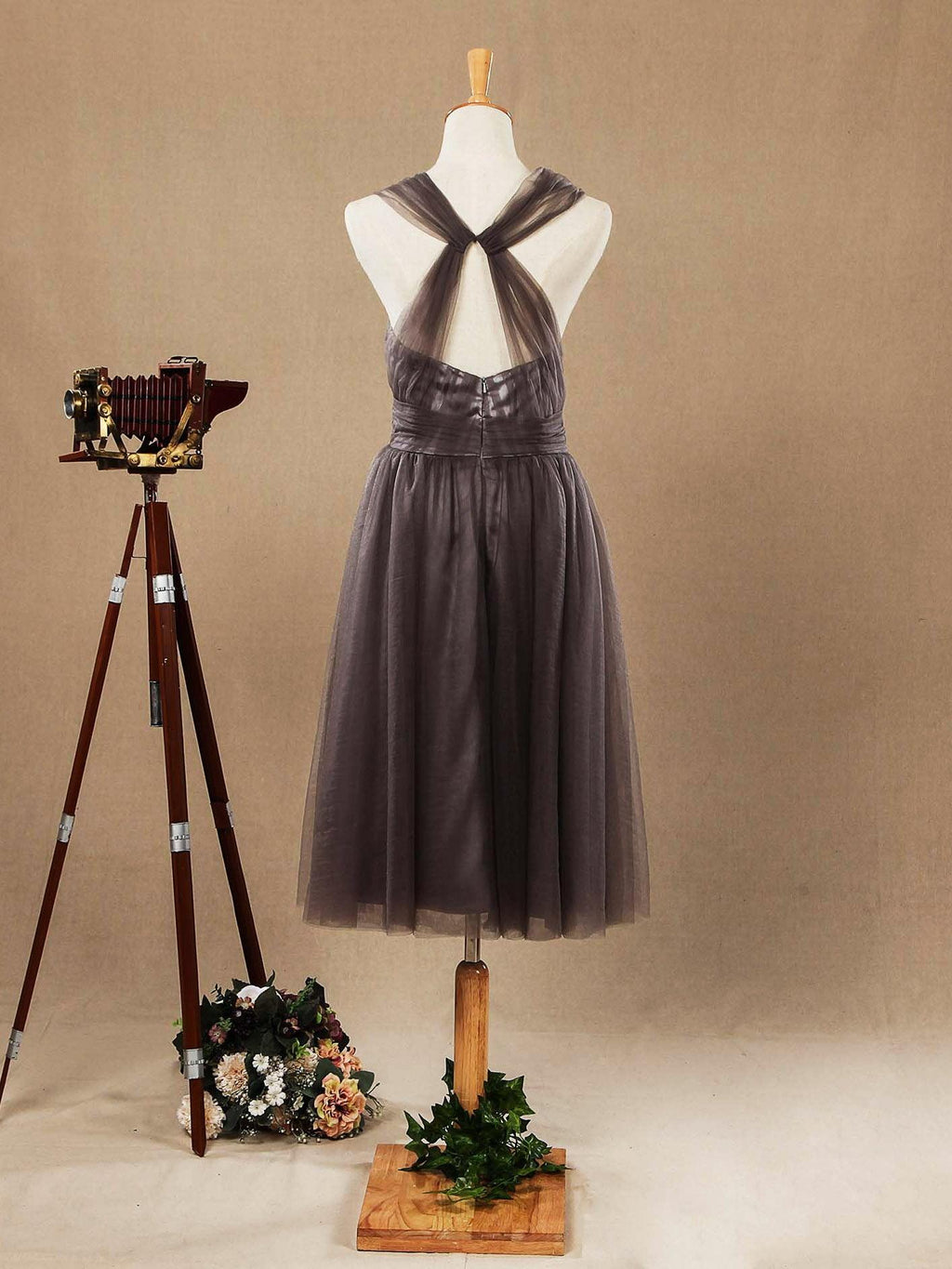 A-line Knee-length Tulle Bridesmaid Dresses Straps Sweetheart Open-back with Ruching