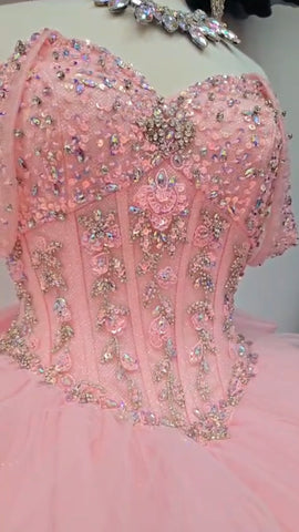 Schulterfreies Ballkleid mit Schleife von Petite Adele PQ1063