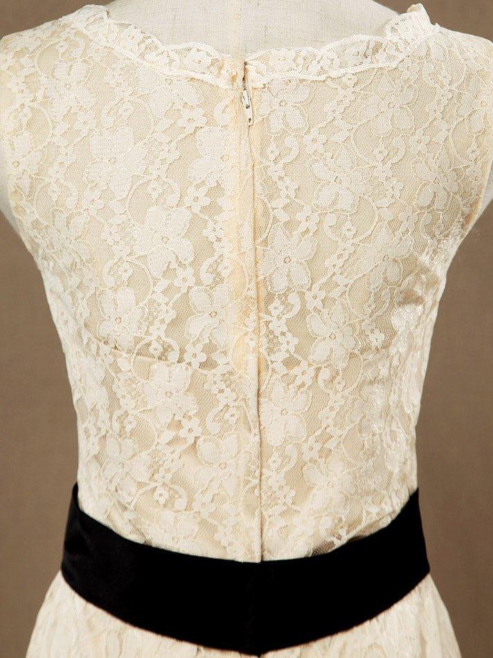 A-Line Jewel Neck Knee Length Lace Bridesmaid Dress Sleeveless with Belt