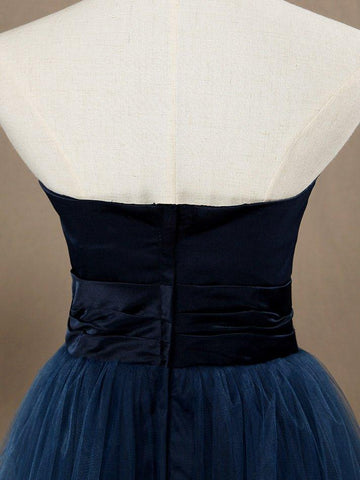A-Linie, trägerlos, Herzausschnitt, knielang, Satin-Tüll, Brautjungfernkleid 