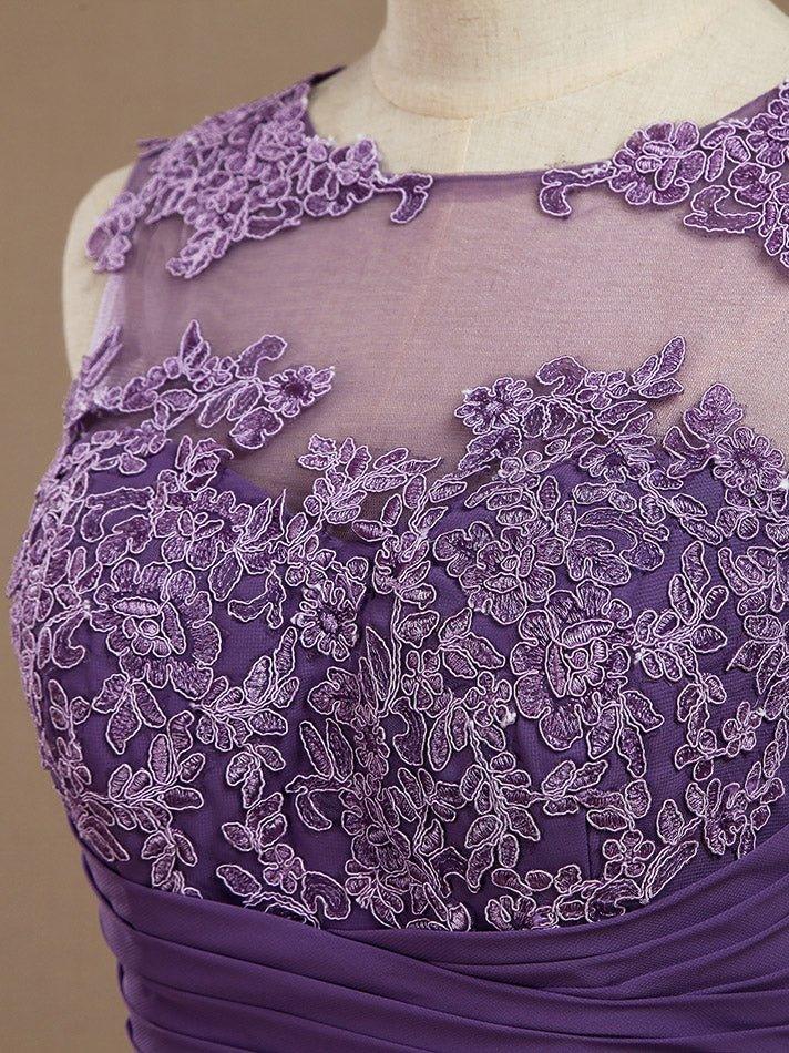 A-Line Knee Length Chiffon Bridesmaid Dress with Lace Jewel Neck Buttons