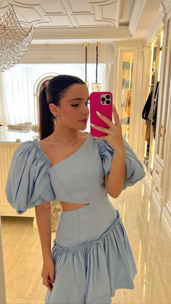 Blaues Unregelmäßiger Ausschnitt Homecoming-Kleid mit Puffärmeln Y2532