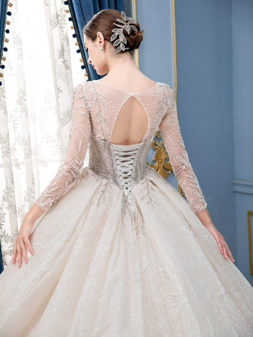 Ball Gown Wedding Dresses Beaded Luxurious Floor Length Long Sleeve