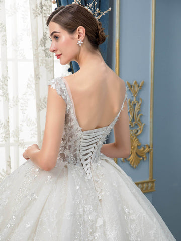 Ballkleid Brautkleider Handgefertigte Perlen Luxuriöse Bodenlange Ärmellose Lange Schleppe 