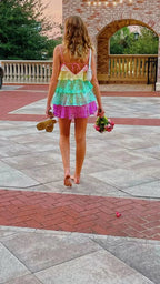 Frauen Glitzer Pailletten Glitzer Homecoming-Kleid Ärmellos Glitzer Schicht-Regenbogen Rüschenkleid Party Club Abendkleid Y2475