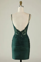 Vestido Justo de Decote em V Verde Escuro Prega para Baile de Finalistas com Aplicações Y2660