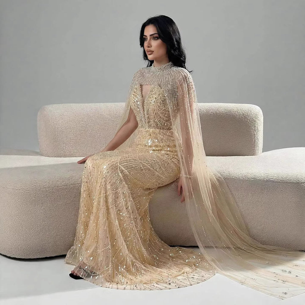 Abito da Sera di Lusso Perle Nude Abito Ricamato con Cristalli e Strascico in Tulle LA72189A