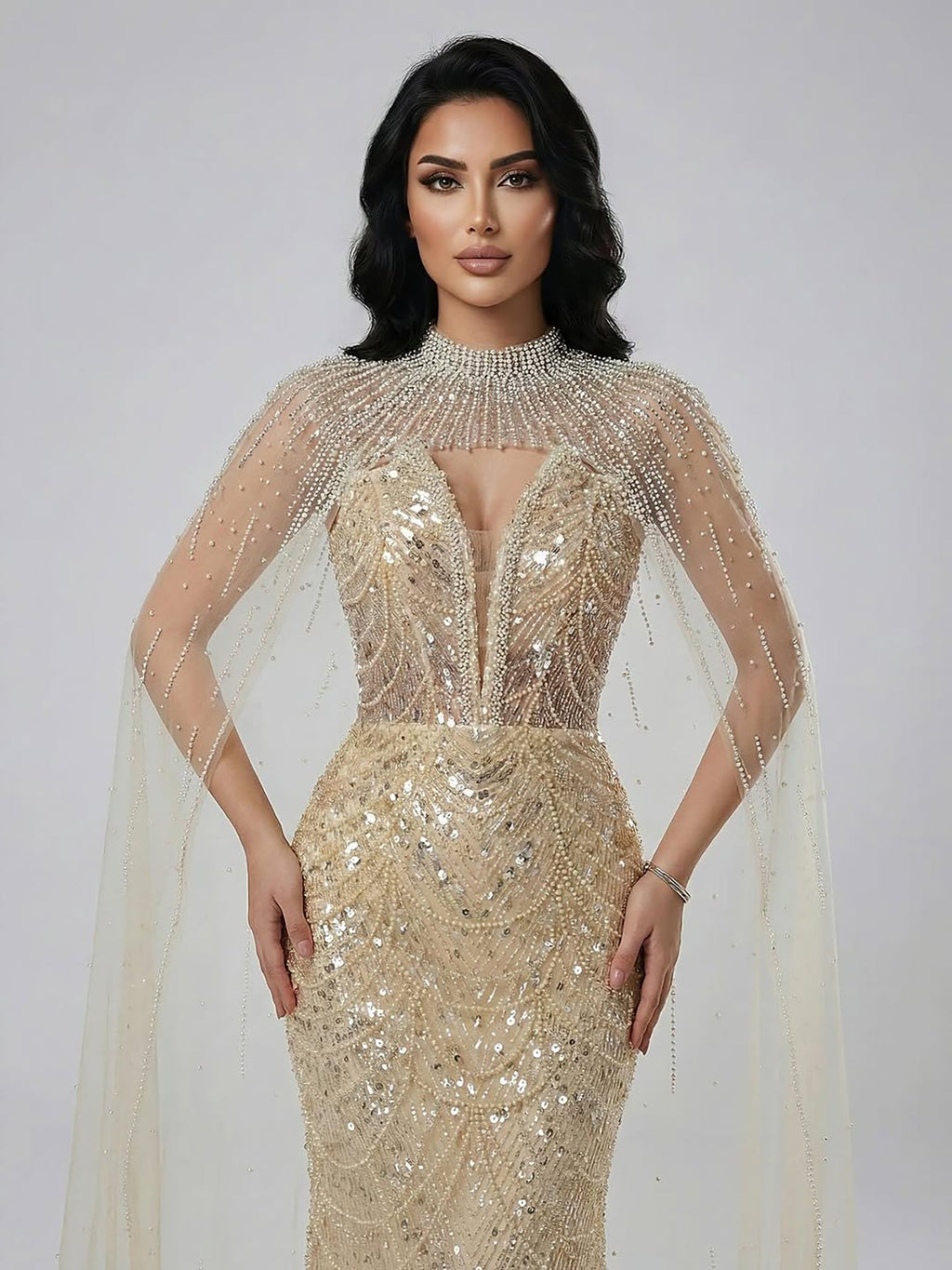Abito da Sera di Lusso Perle Nude Abito Ricamato con Cristalli e Strascico in Tulle LA72189A
