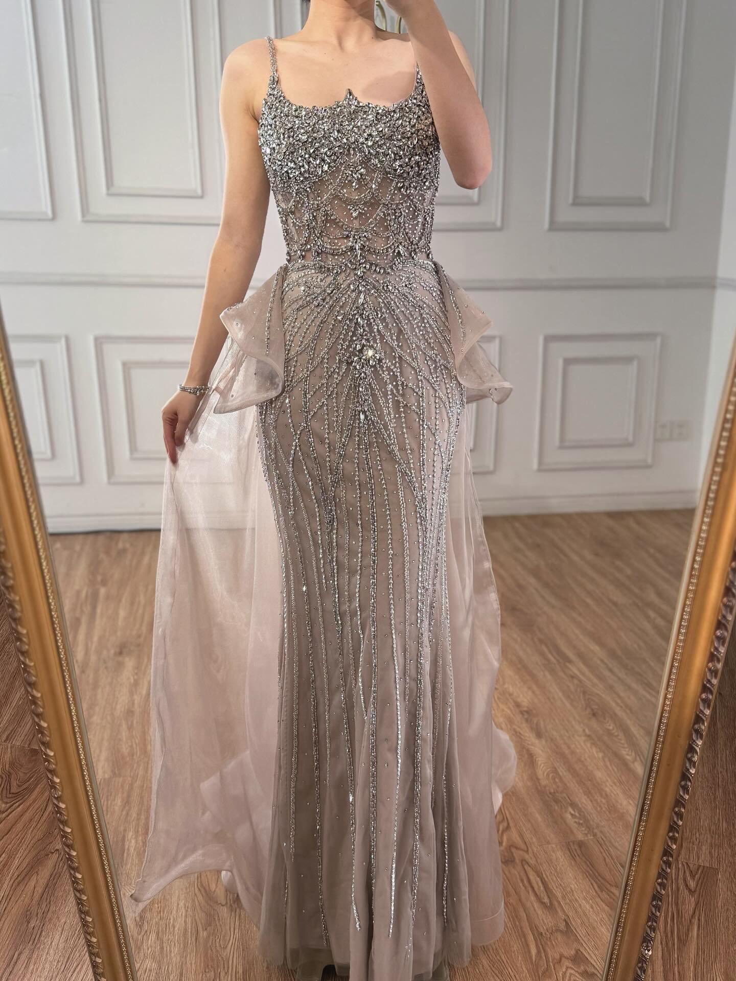 Vestido de Noite Sereia de Alças Finas com Contas de Cristal Caramelo de Luxo LA72810A
