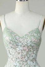 Dusty Sage Spaghetti-Träger Homecoming-Kleid mit Kreuzrücken Y2925