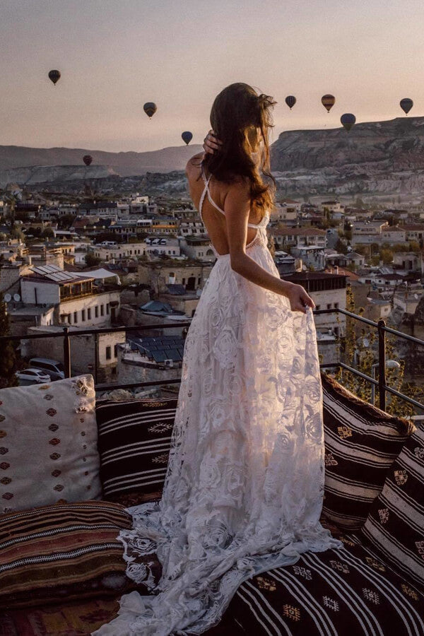 Lace Spaghetti Straps Criss-Cross Straps Wedding Dress With Sweep Train, MW577