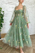 Abito da Sera Verde Chiaro in Tulle Ricamato con Manica Lunga a Palloncino PSK304