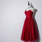 Vestidos de Baile de Té en Borgoña con Tirantes Espagueti y Cordones de Encaje Vintage para el Baile de Regreso a Casa